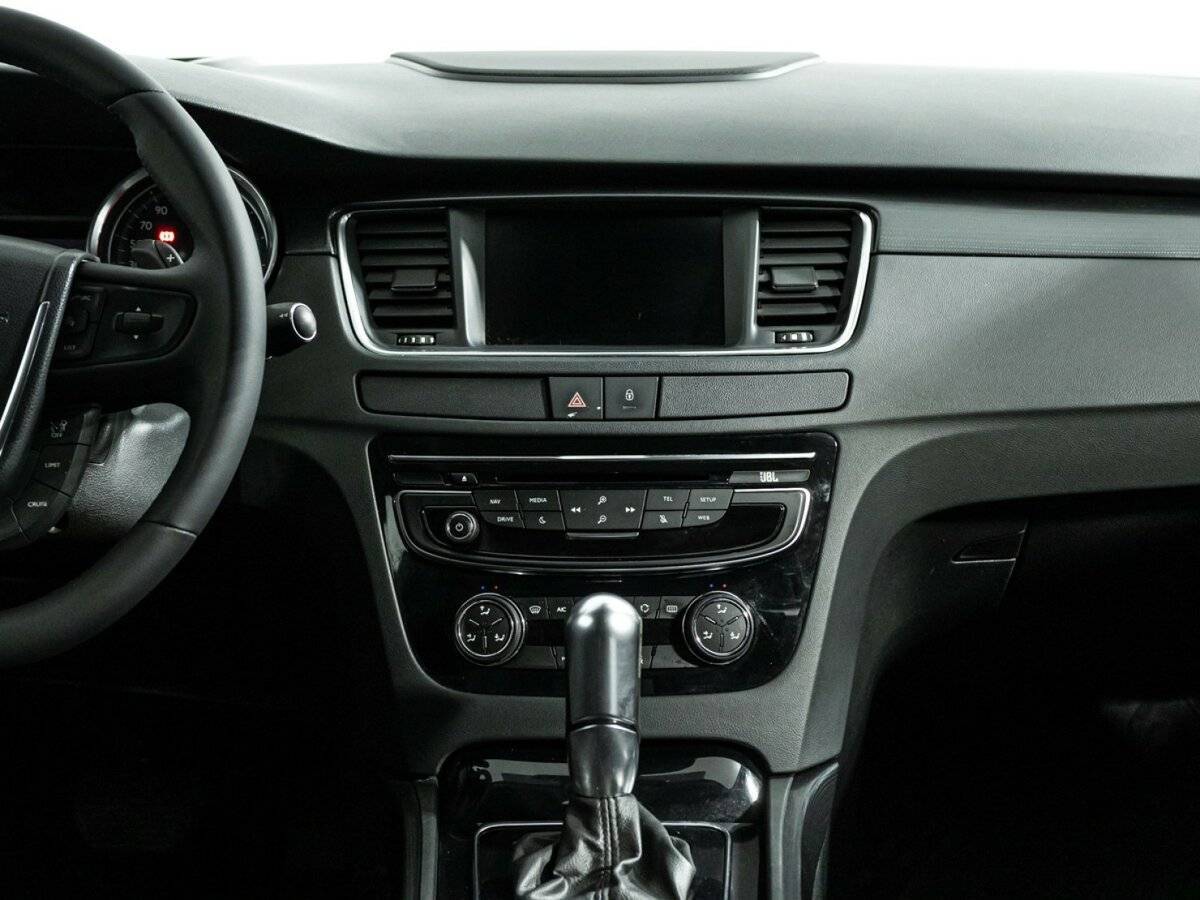 Peugeot 508 с пробегом — 2014 год. Фото: #13