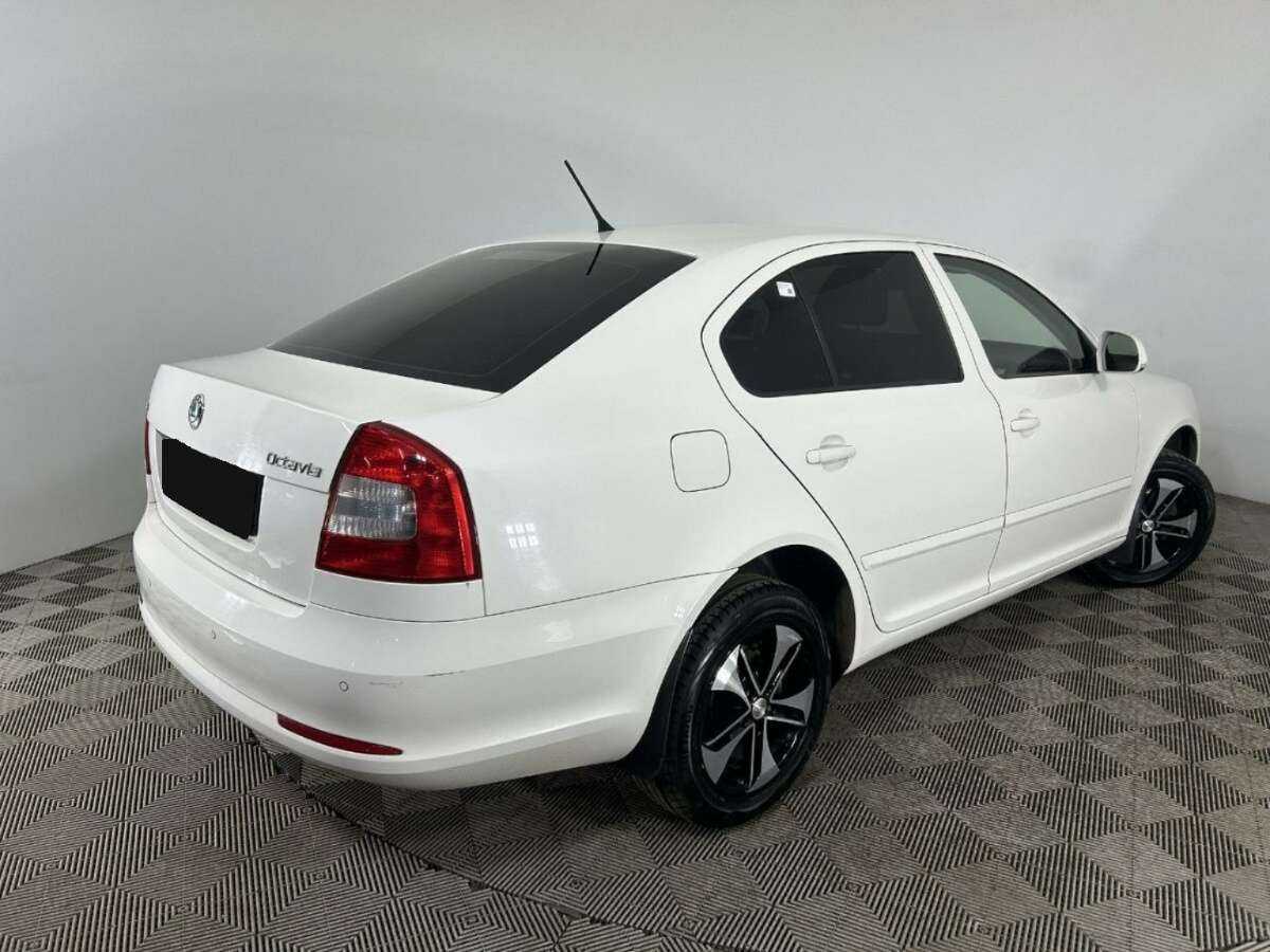 Skoda Octavia с пробегом — 2012 год. Фото: #5