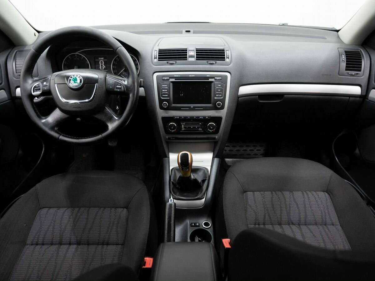 Skoda Octavia с пробегом — 2012 год. Фото: #7