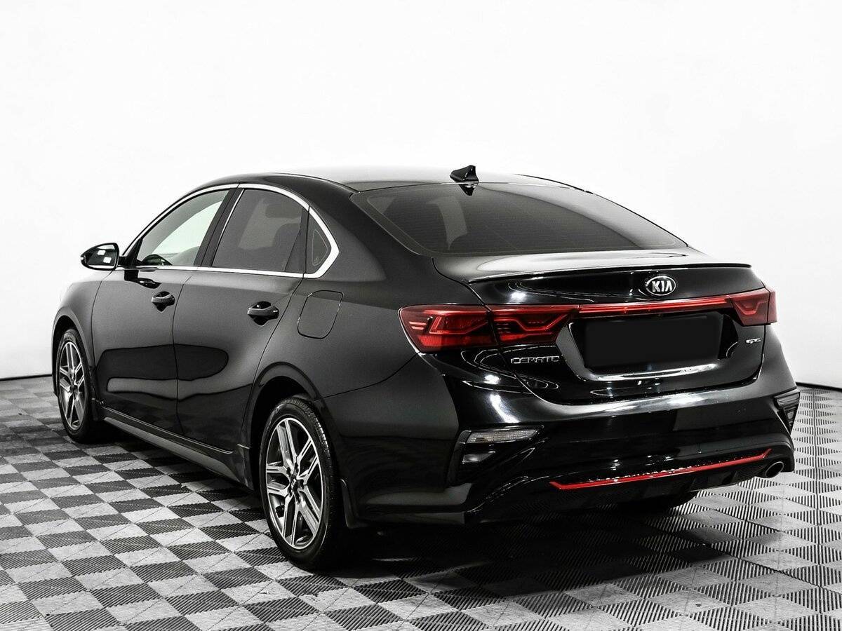 Kia Cerato с пробегом — 2020 год. Фото: #6
