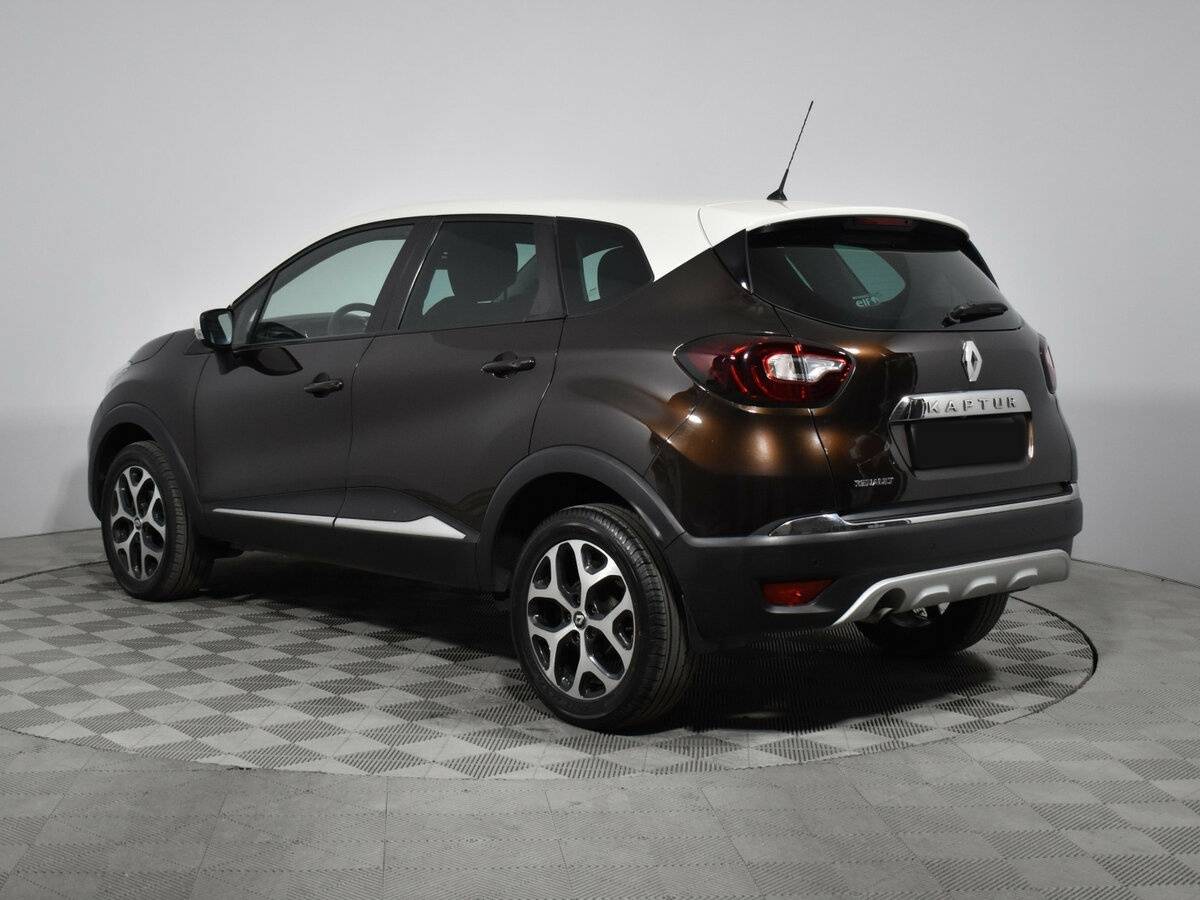 Renault Kaptur с пробегом — 2017 год. Фото: #6