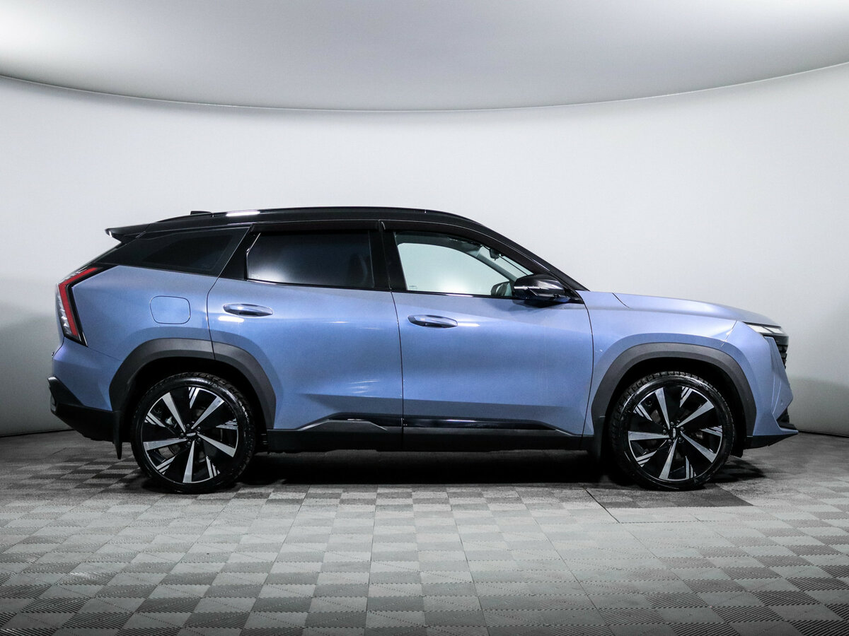Geely Atlas с пробегом — 2023 год. Фото: #3