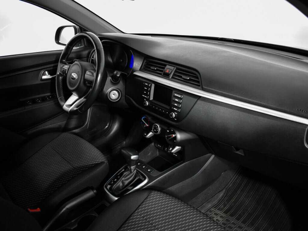 Kia Rio с пробегом — 2019 год. Фото: #12