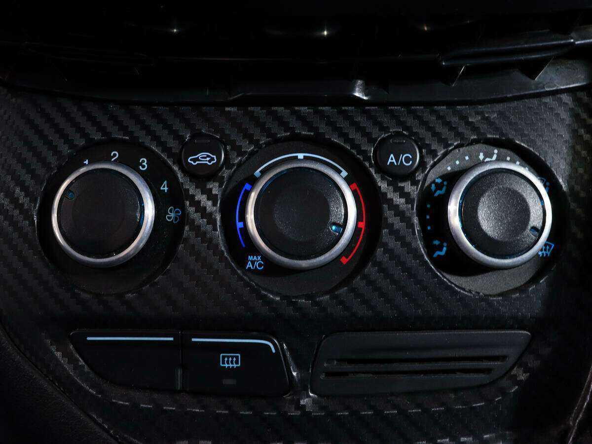 Ford Focus с пробегом — 2012 год. Фото: #17