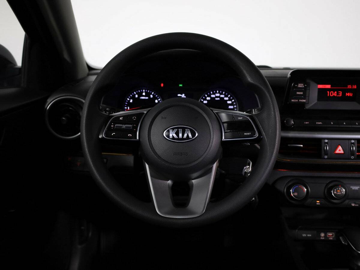 Kia Cerato с пробегом — 2018 год. Фото: #5