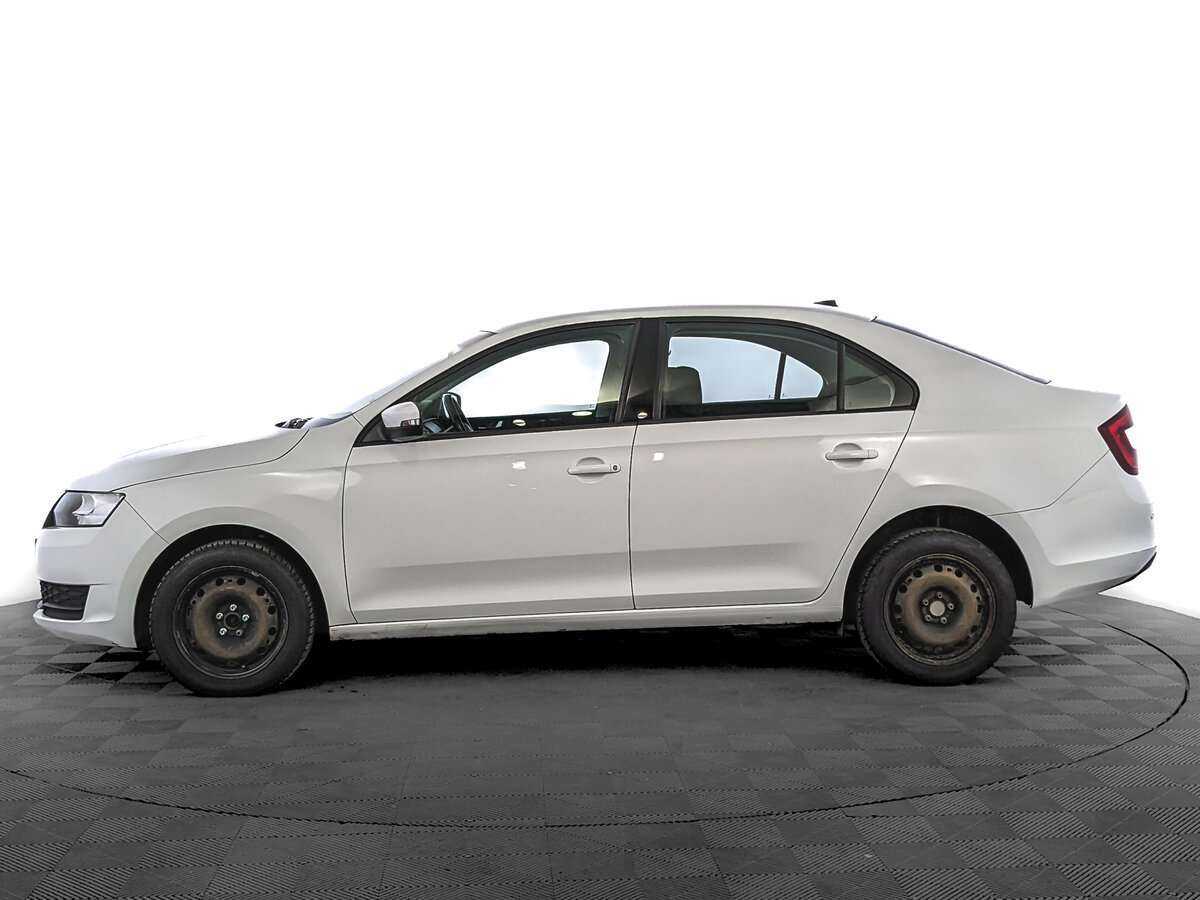 Skoda Rapid с пробегом — 2019 год. Фото: #7