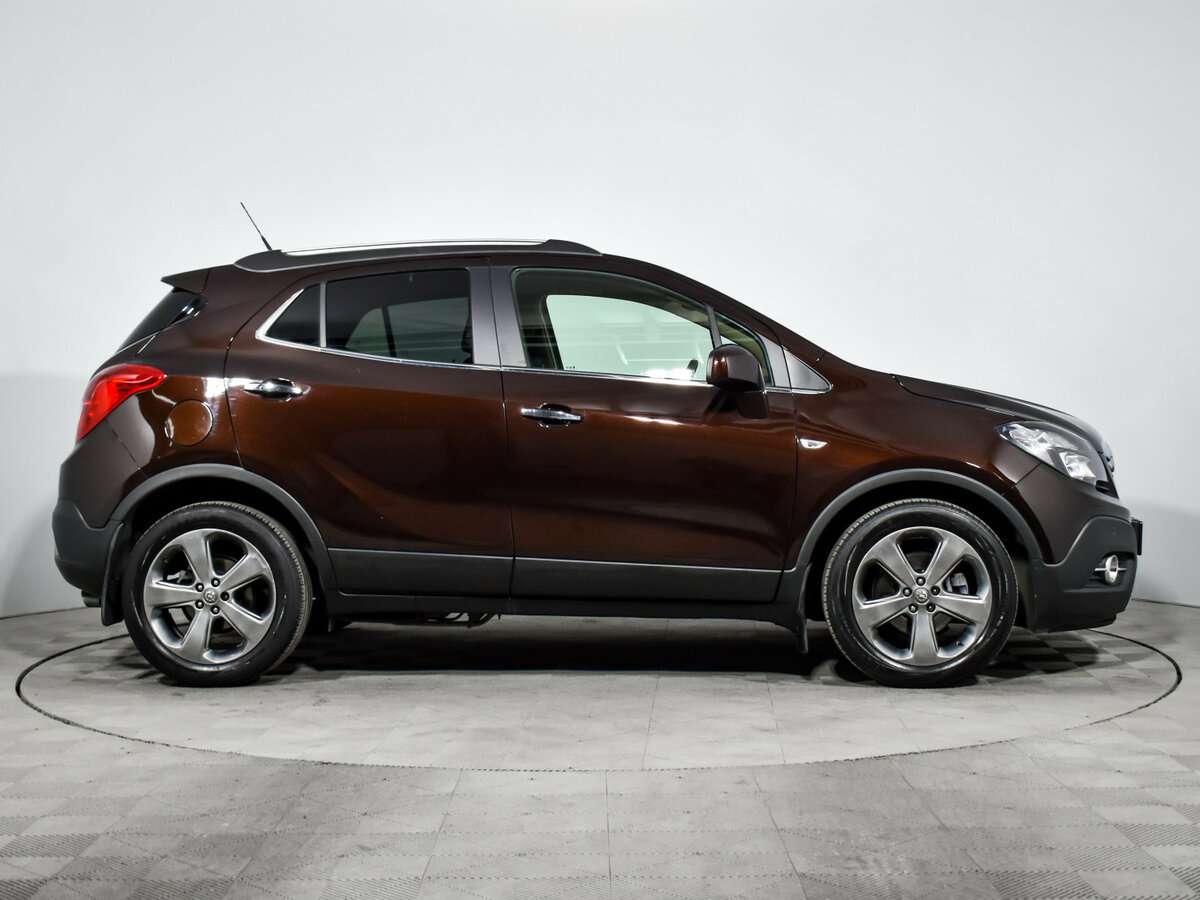 Opel Mokka с пробегом — 2013 год. Фото: #3