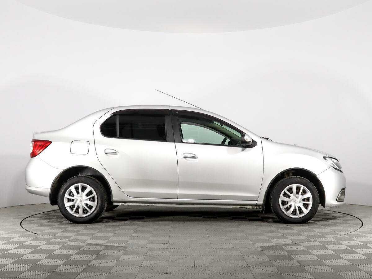 Renault Logan с пробегом — 2014 год. Фото: #3