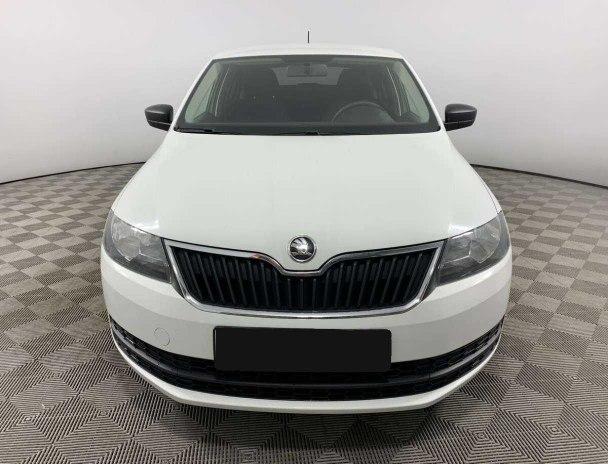 Skoda Rapid с пробегом — 2017 год. Фото: #1