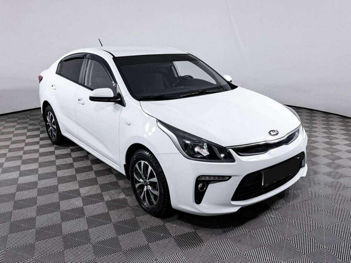 Kia Rio с пробегом — 2017 год. Фото: #2