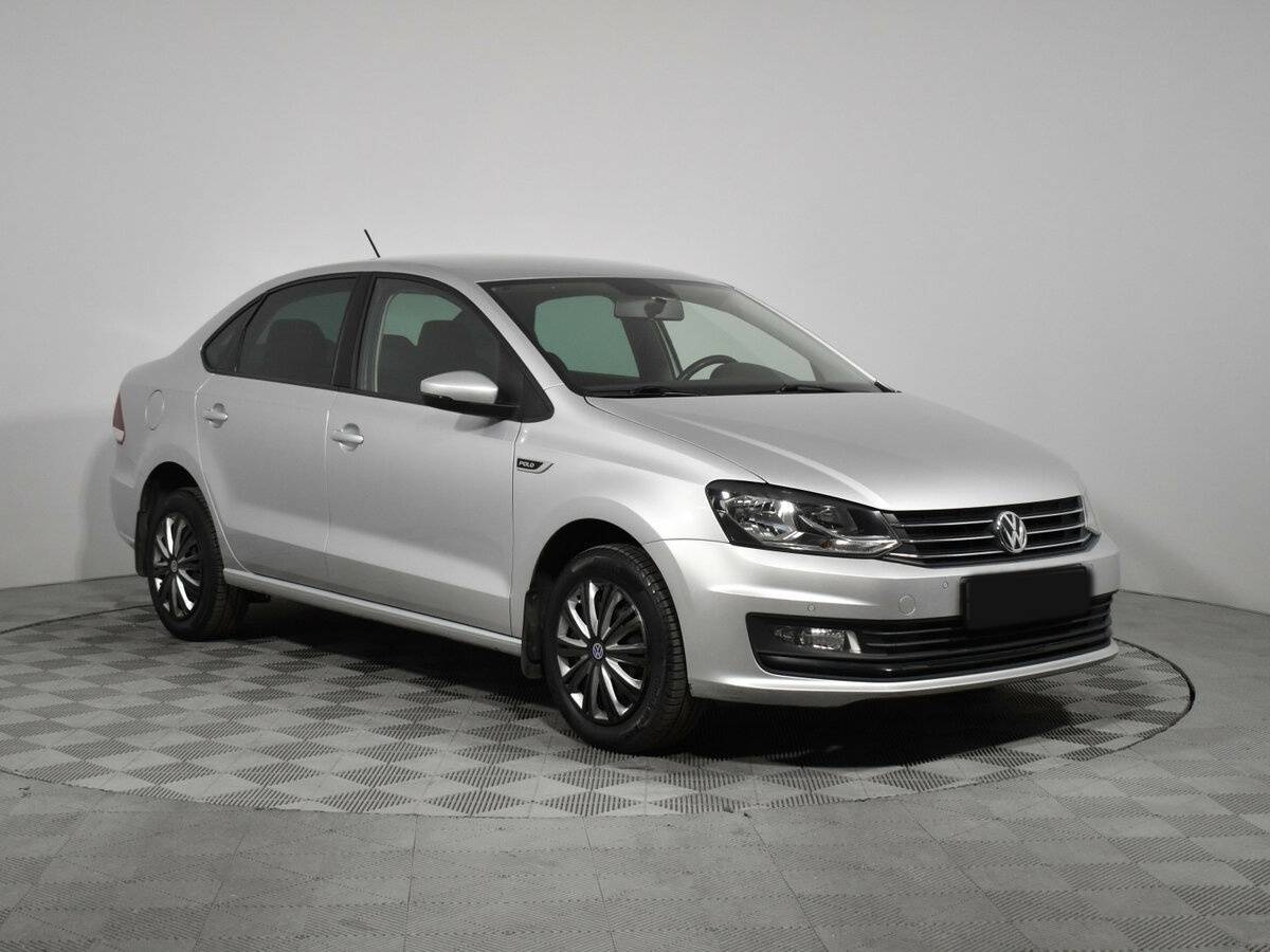 Volkswagen Polo с пробегом — 2018 год. Фото: #2