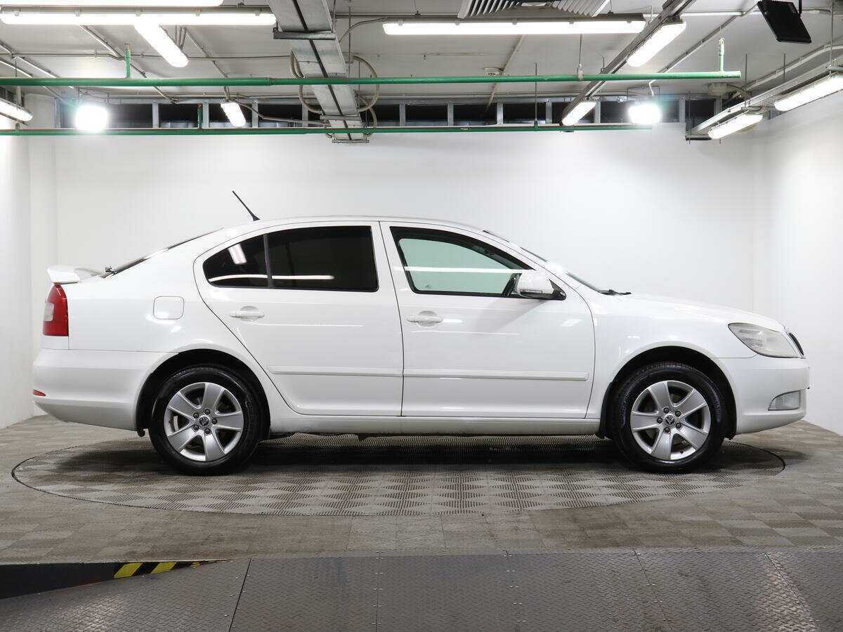 Skoda Octavia с пробегом — 2013 год. Фото: #3