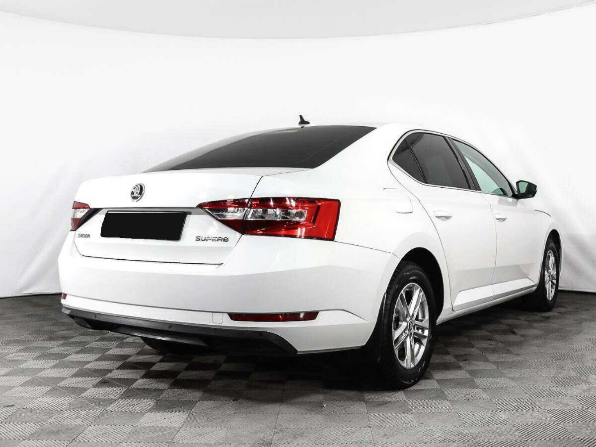 Skoda Superb с пробегом — 2016 год. Фото: #4