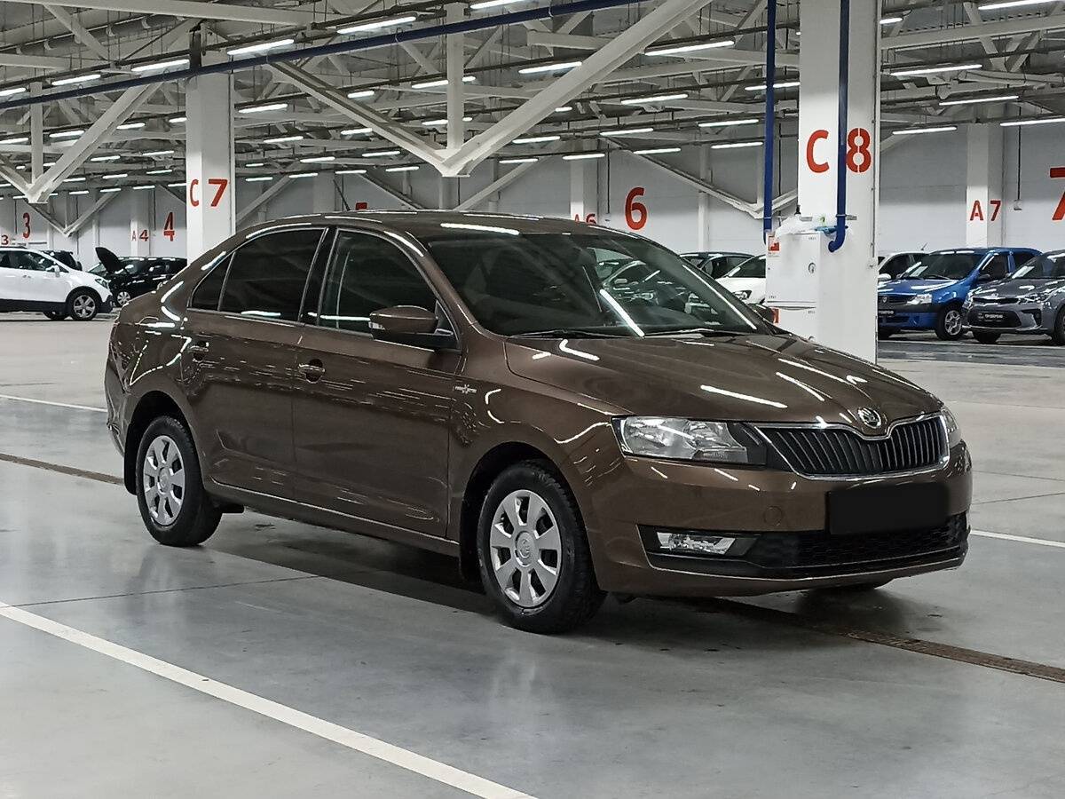 Skoda Rapid с пробегом — 2019 год. Фото: #2