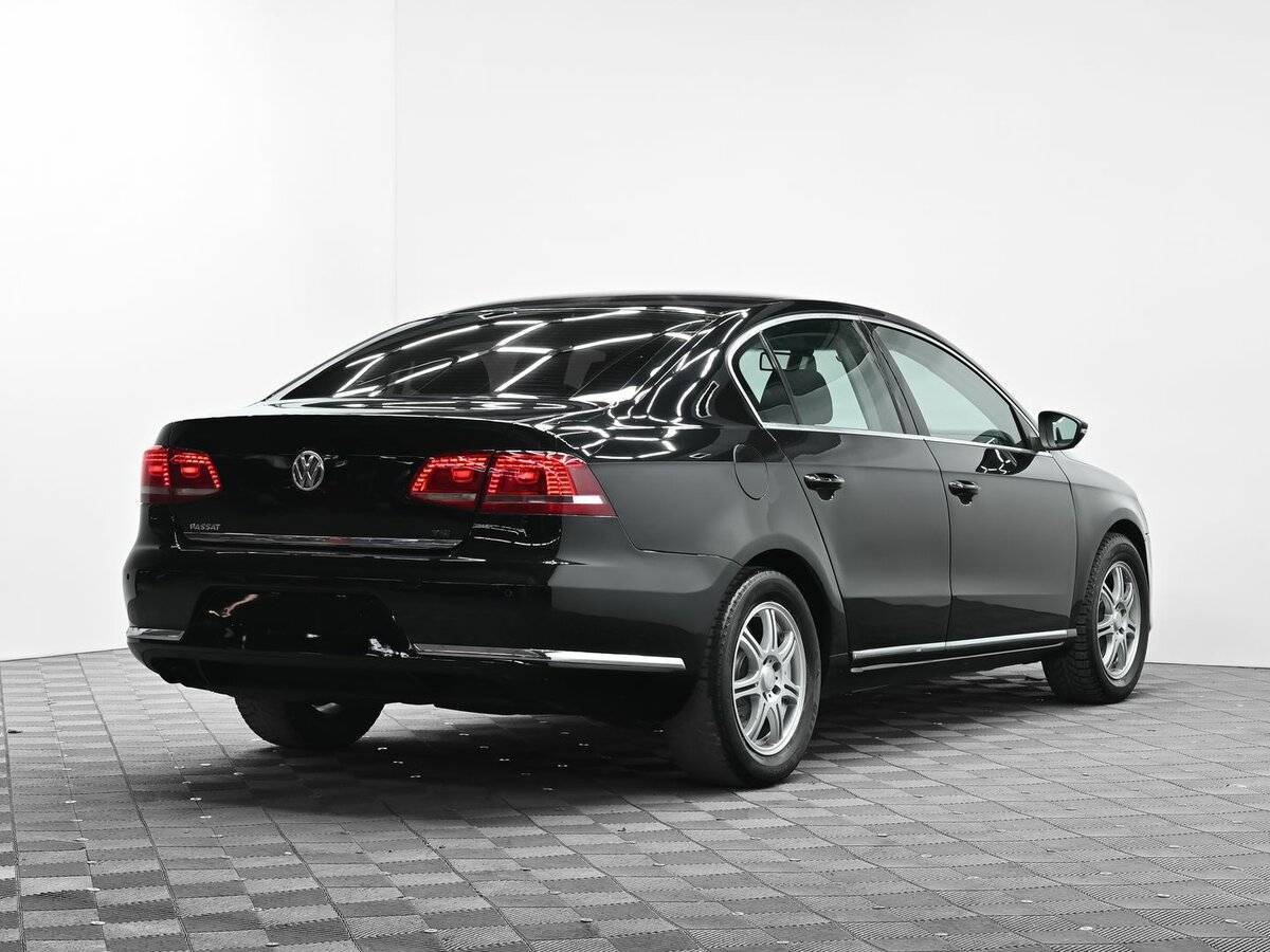 Volkswagen Passat с пробегом — 2012 год. Фото: #3