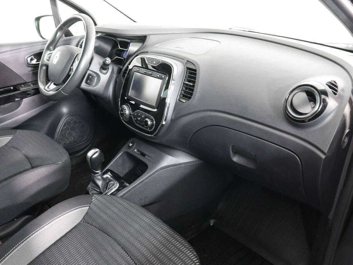 Renault Kaptur с пробегом — 2018 год. Фото: #8