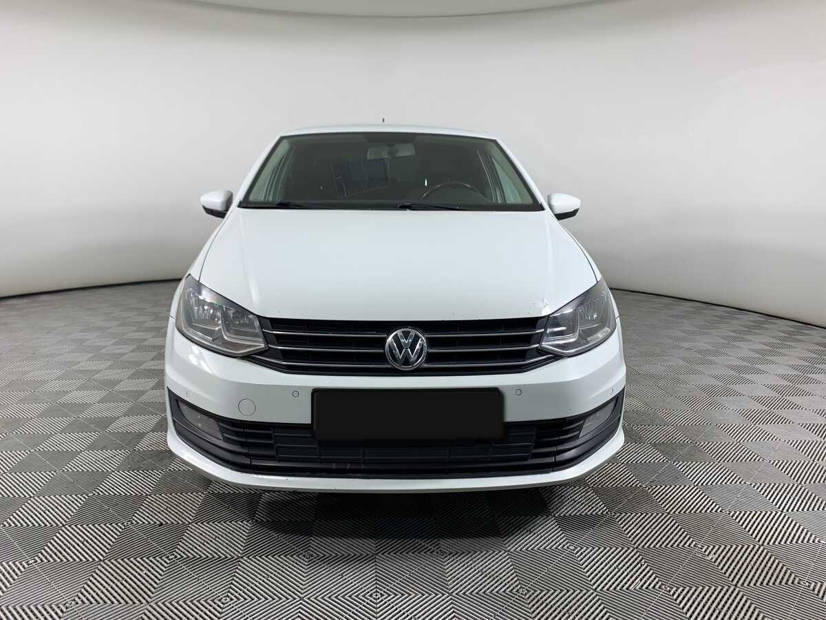 Volkswagen Polo с пробегом — 2018 год. Фото: #1