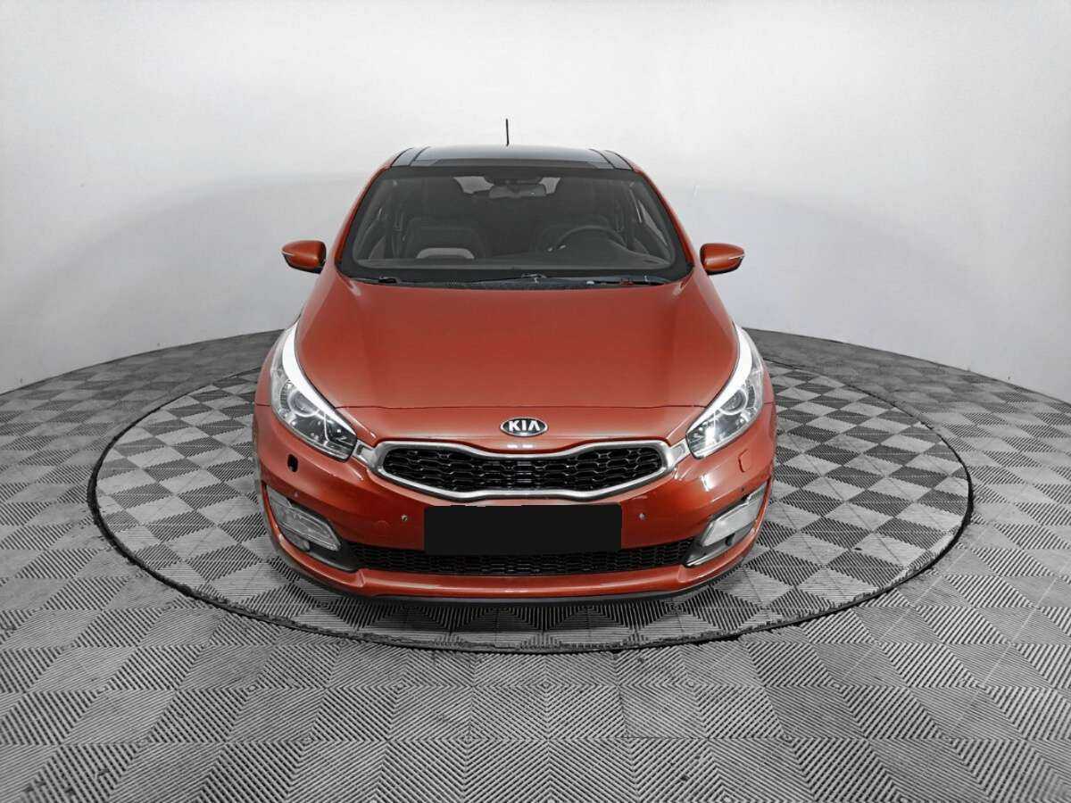 Kia Ceed с пробегом — 2013 год. Фото: #1