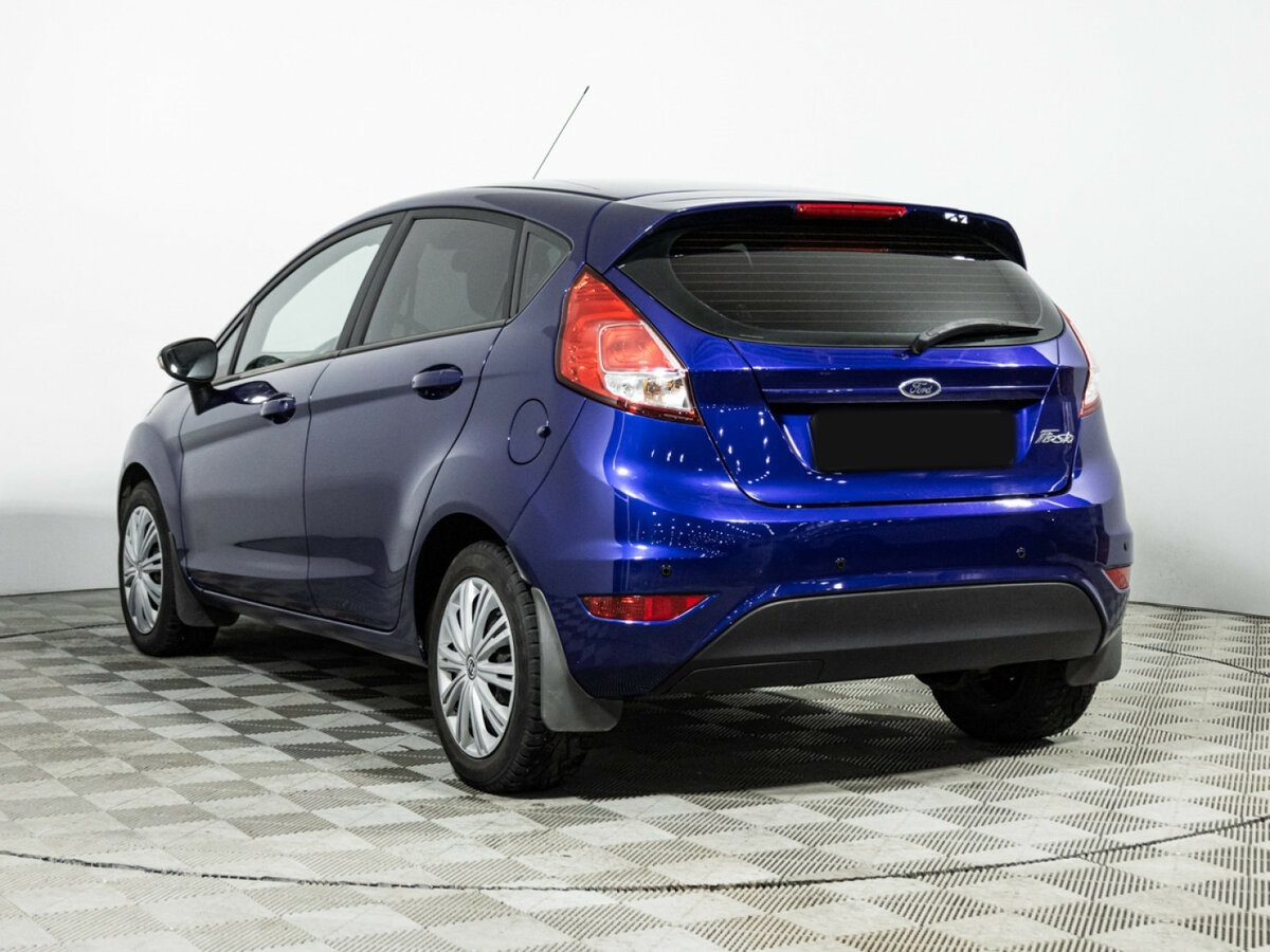 Ford Fiesta с пробегом — 2016 год. Фото: #6