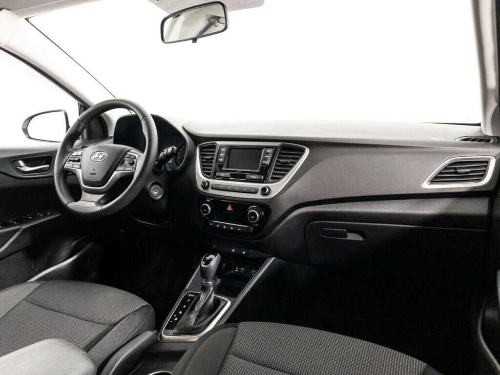 Hyundai Solaris с пробегом — 2017 год. Фото: #8