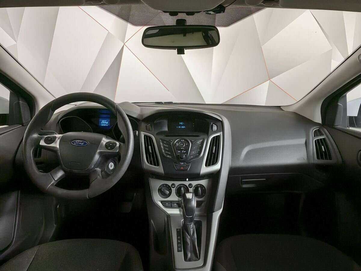 Ford Focus с пробегом — 2014 год. Фото: #9