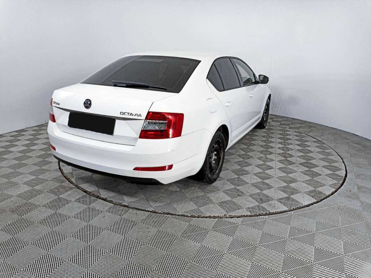 Skoda Octavia с пробегом — 2014 год. Фото: #4
