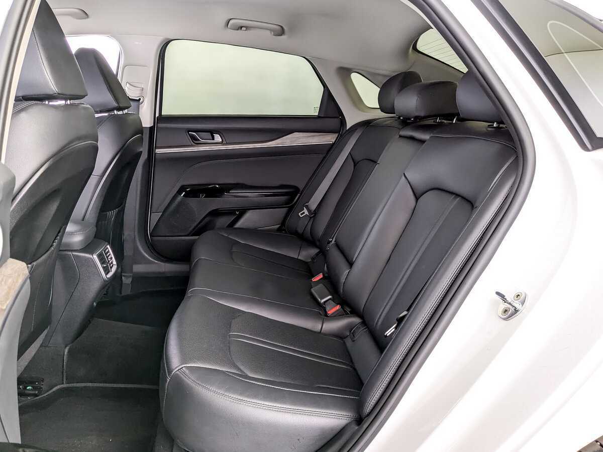 Kia K5 с пробегом — 2021 год. Фото: #9