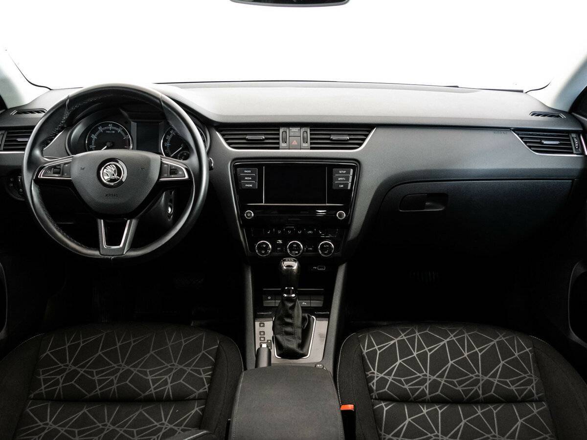 Skoda Octavia с пробегом — 2018 год. Фото: #9