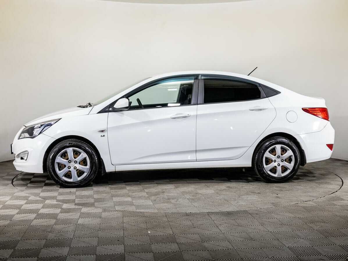 Hyundai Solaris с пробегом — 2016 год. Фото: #7