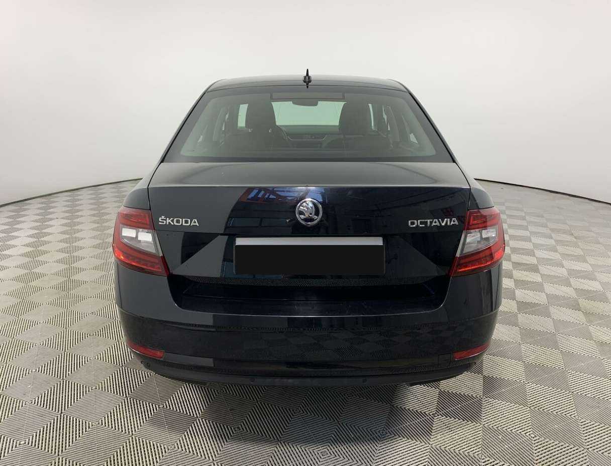 Skoda Octavia с пробегом — 2018 год. Фото: #4