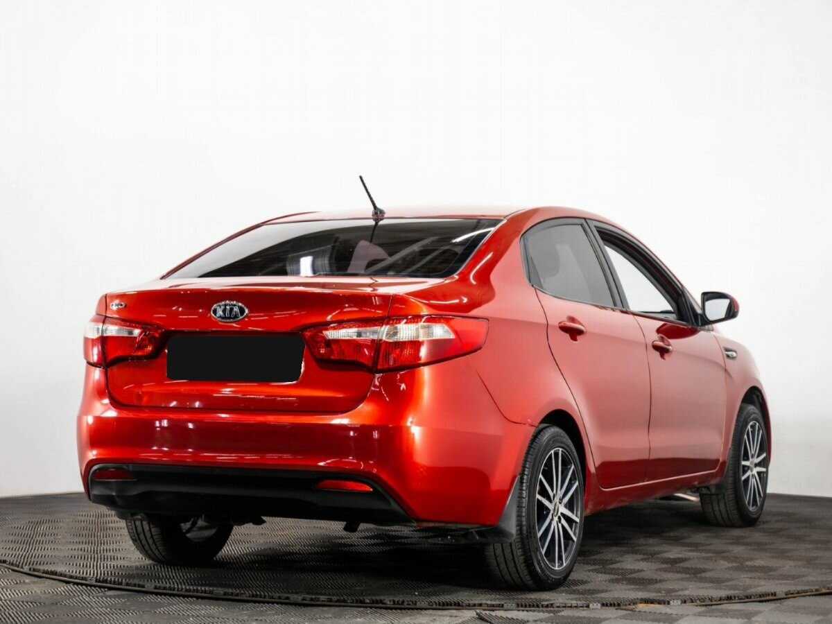 Kia Rio с пробегом — 2012 год. Фото: #3