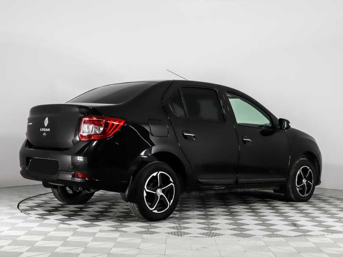 Renault Logan с пробегом — 2014 год. Фото: #4