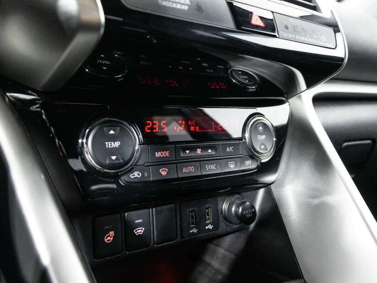 Mitsubishi Eclipse Cross с пробегом — 2019 год. Фото: #15