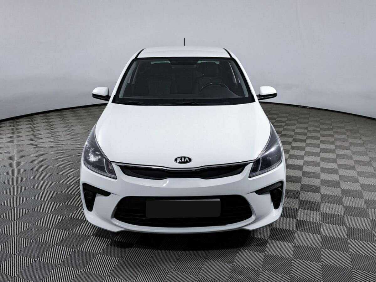 Kia Rio с пробегом — 2019 год. Фото: #1