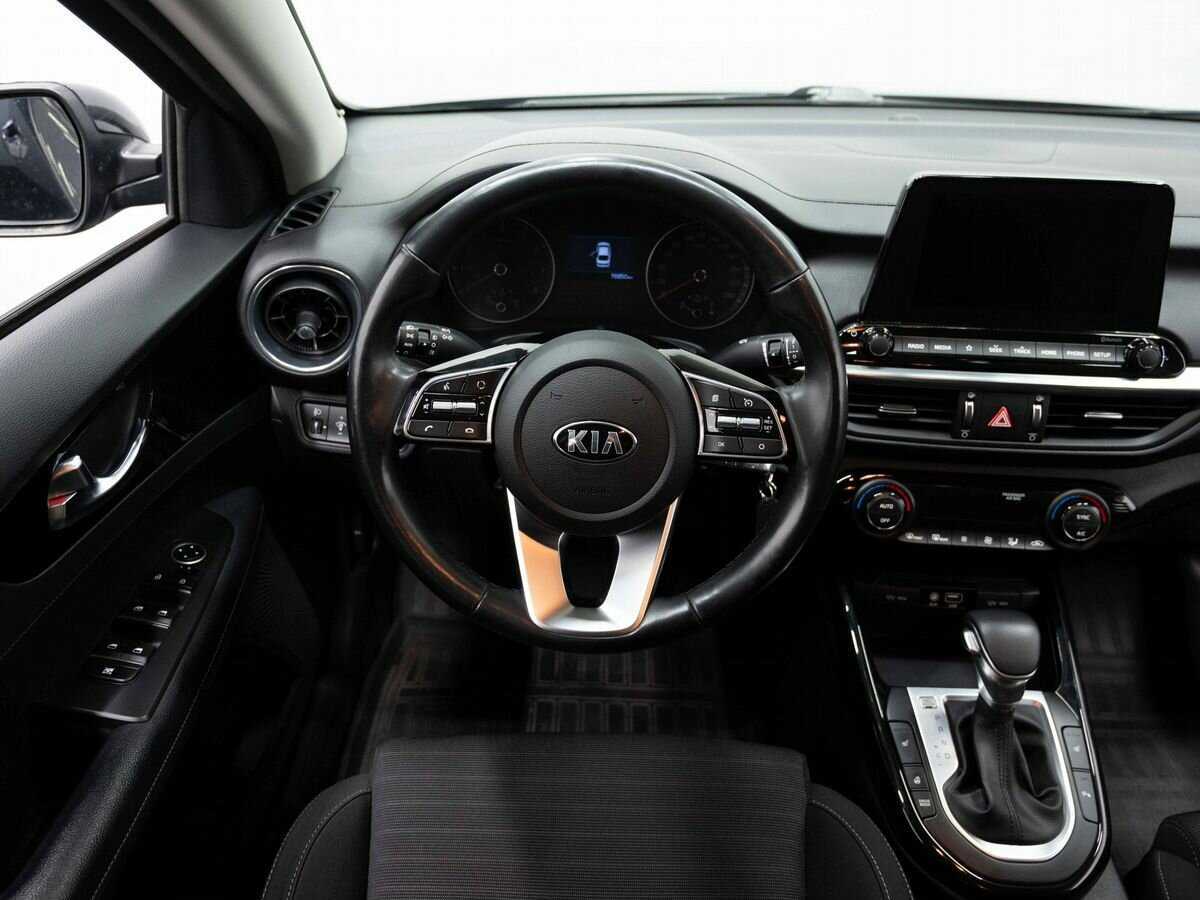 Kia Cerato с пробегом — 2019 год. Фото: #13