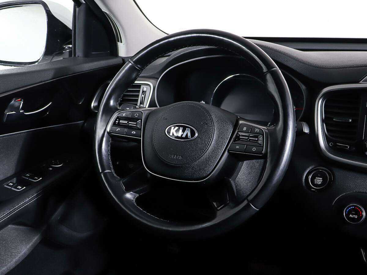 Kia Sorento с пробегом — 2018 год. Фото: #14