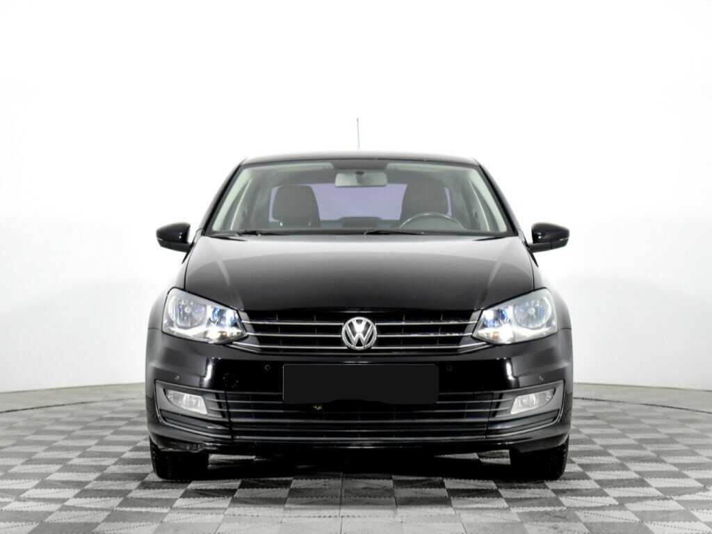 Volkswagen Polo с пробегом — 2018 год. Фото: #1