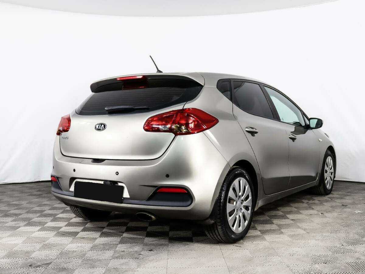 Kia Ceed с пробегом — 2015 год. Фото: #4