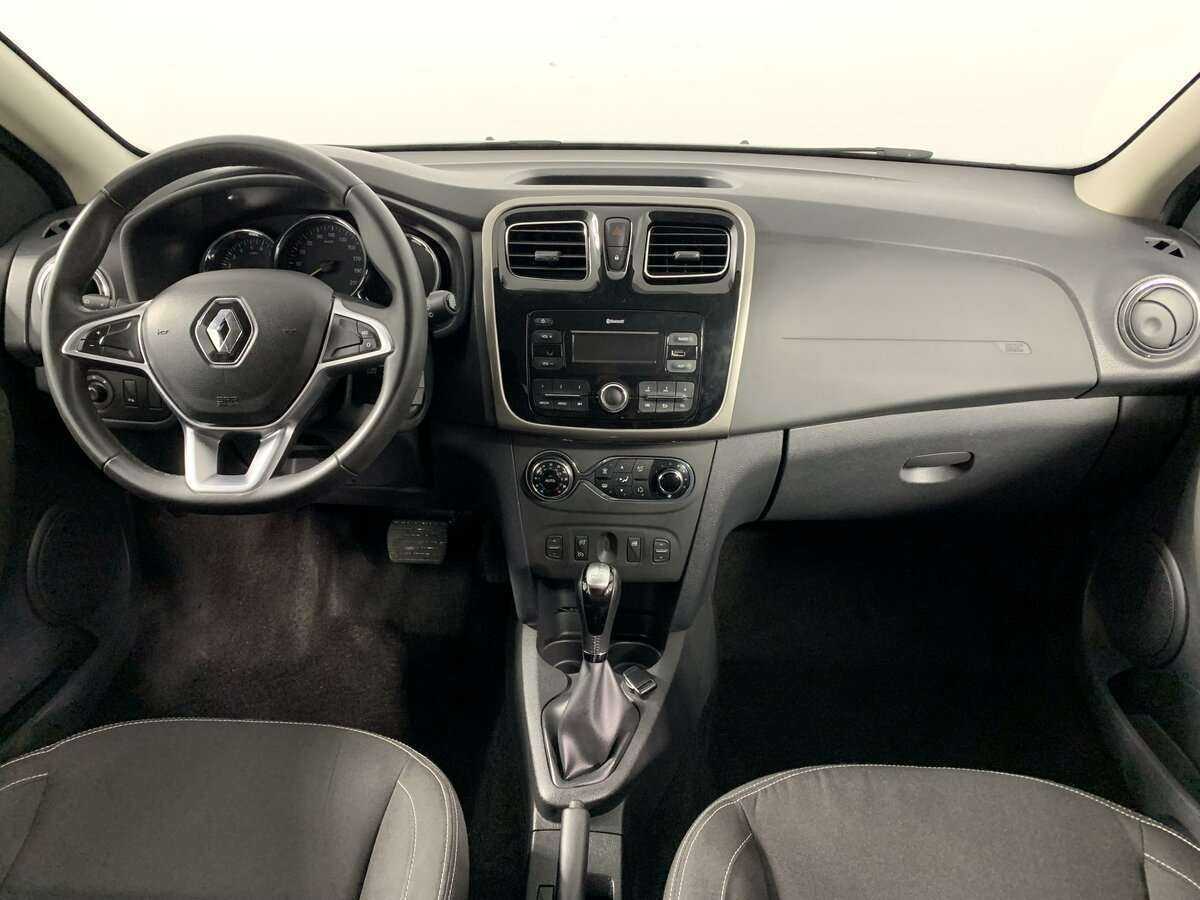 Renault Sandero с пробегом — 2019 год. Фото: #11