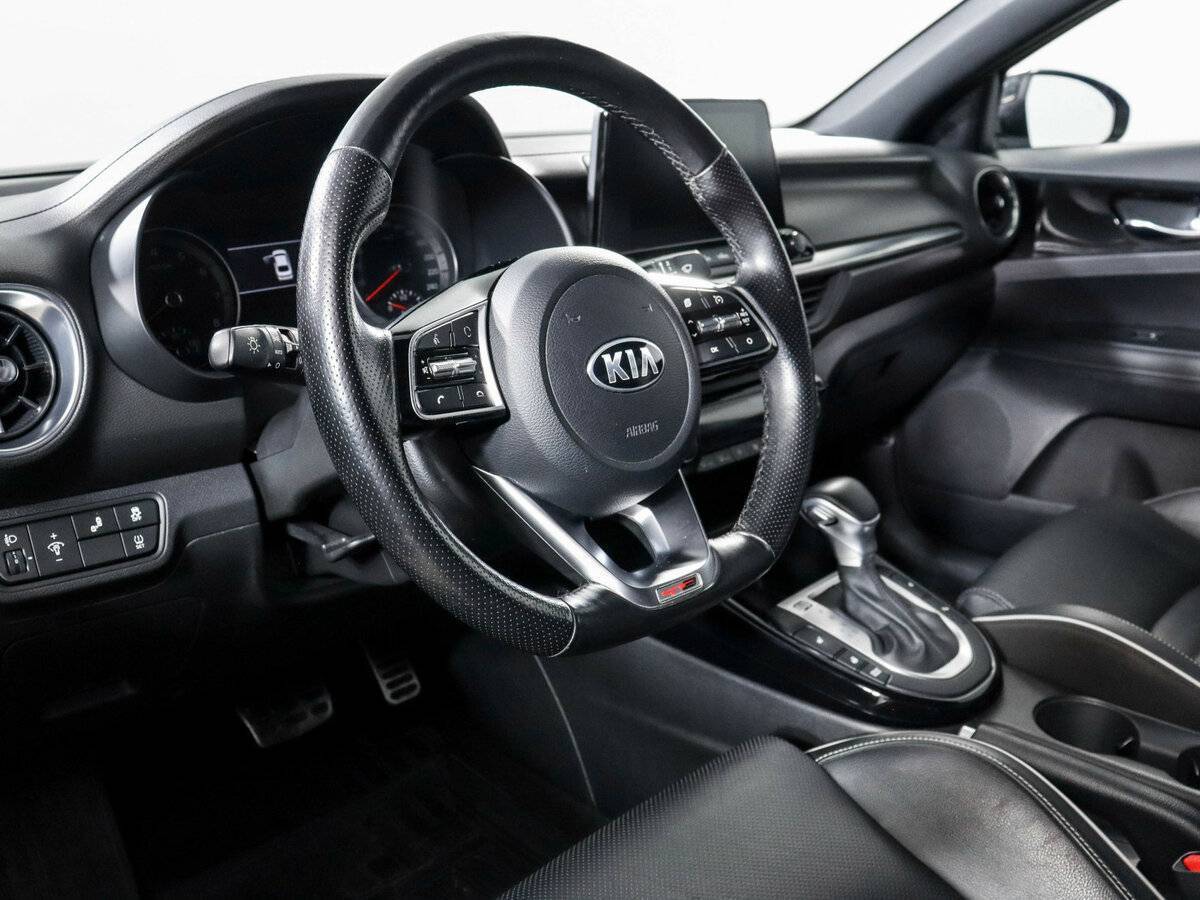 Kia Cerato с пробегом — 2020 год. Фото: #10