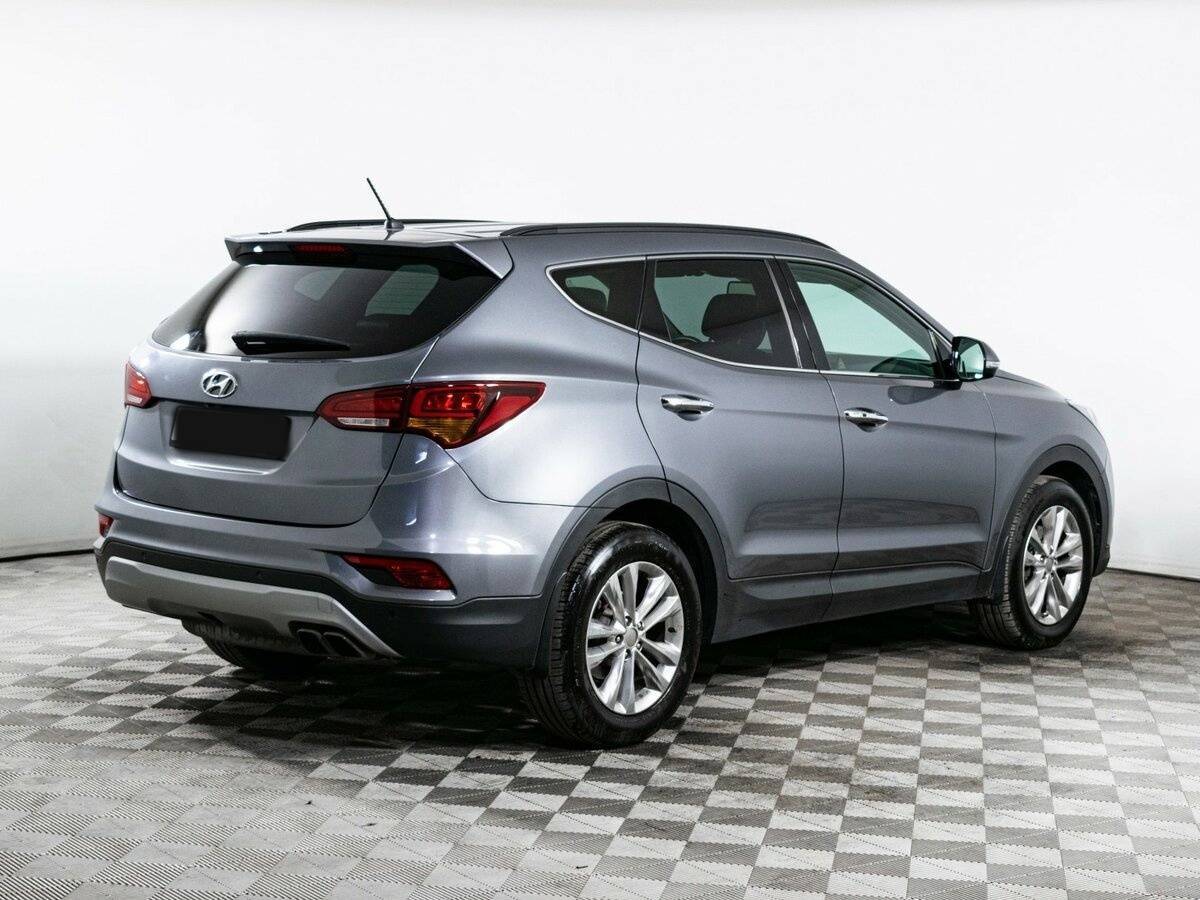 Hyundai Santa Fe с пробегом — 2016 год. Фото: #4