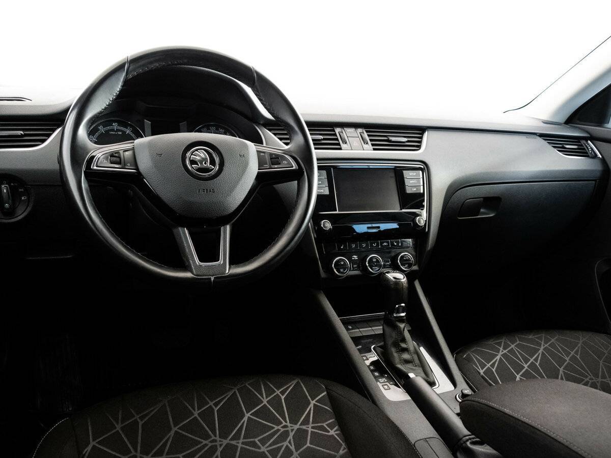 Skoda Octavia с пробегом — 2018 год. Фото: #10