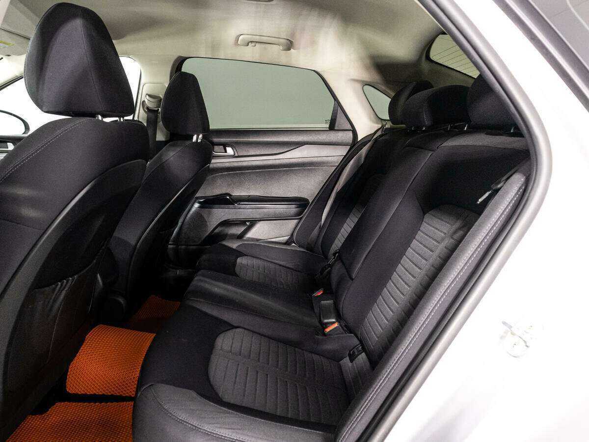 Kia K5 с пробегом — 2020 год. Фото: #10