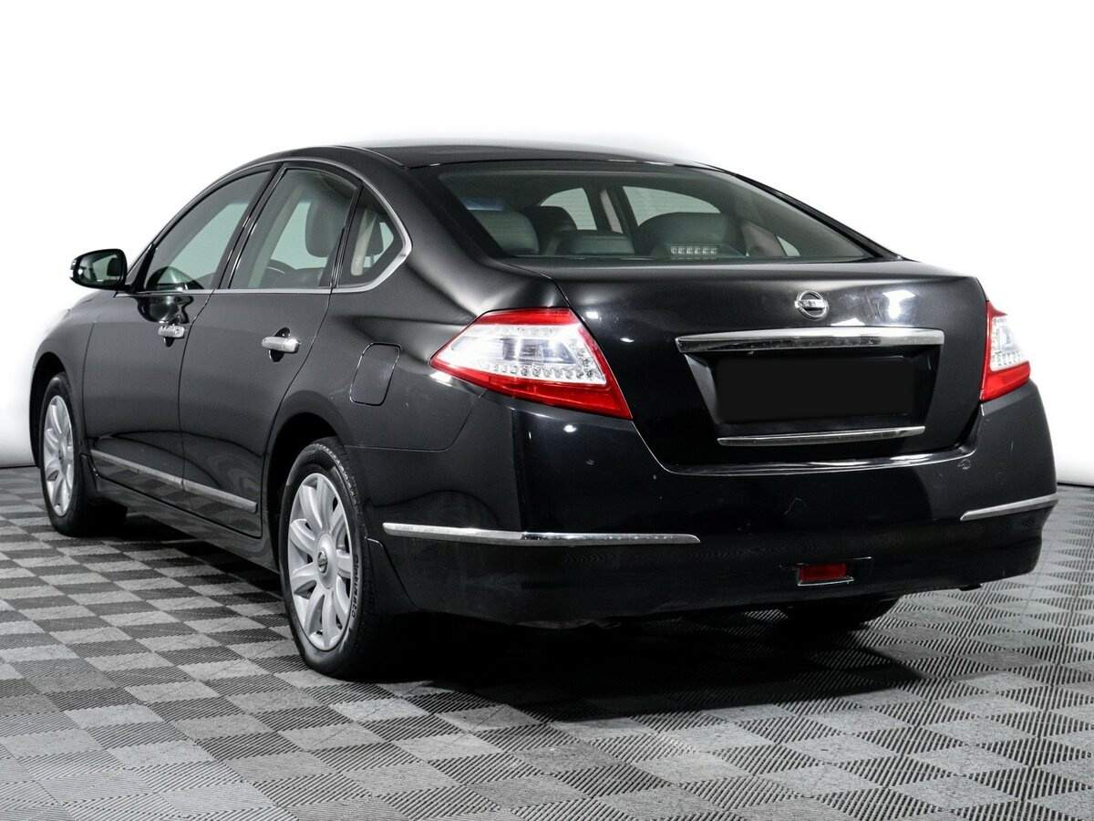 Nissan Teana с пробегом — 2012 год. Фото: #6