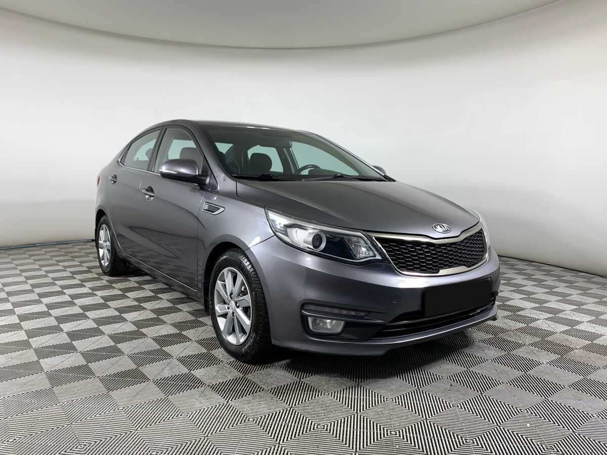 Kia Rio с пробегом — 2015 год. Фото: #2
