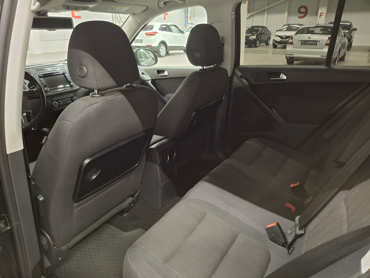 Volkswagen Tiguan с пробегом — 2014 год. Фото: #11