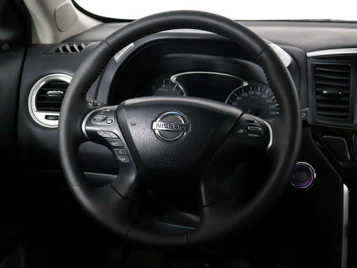 Nissan Pathfinder с пробегом — 2017 год. Фото: #14