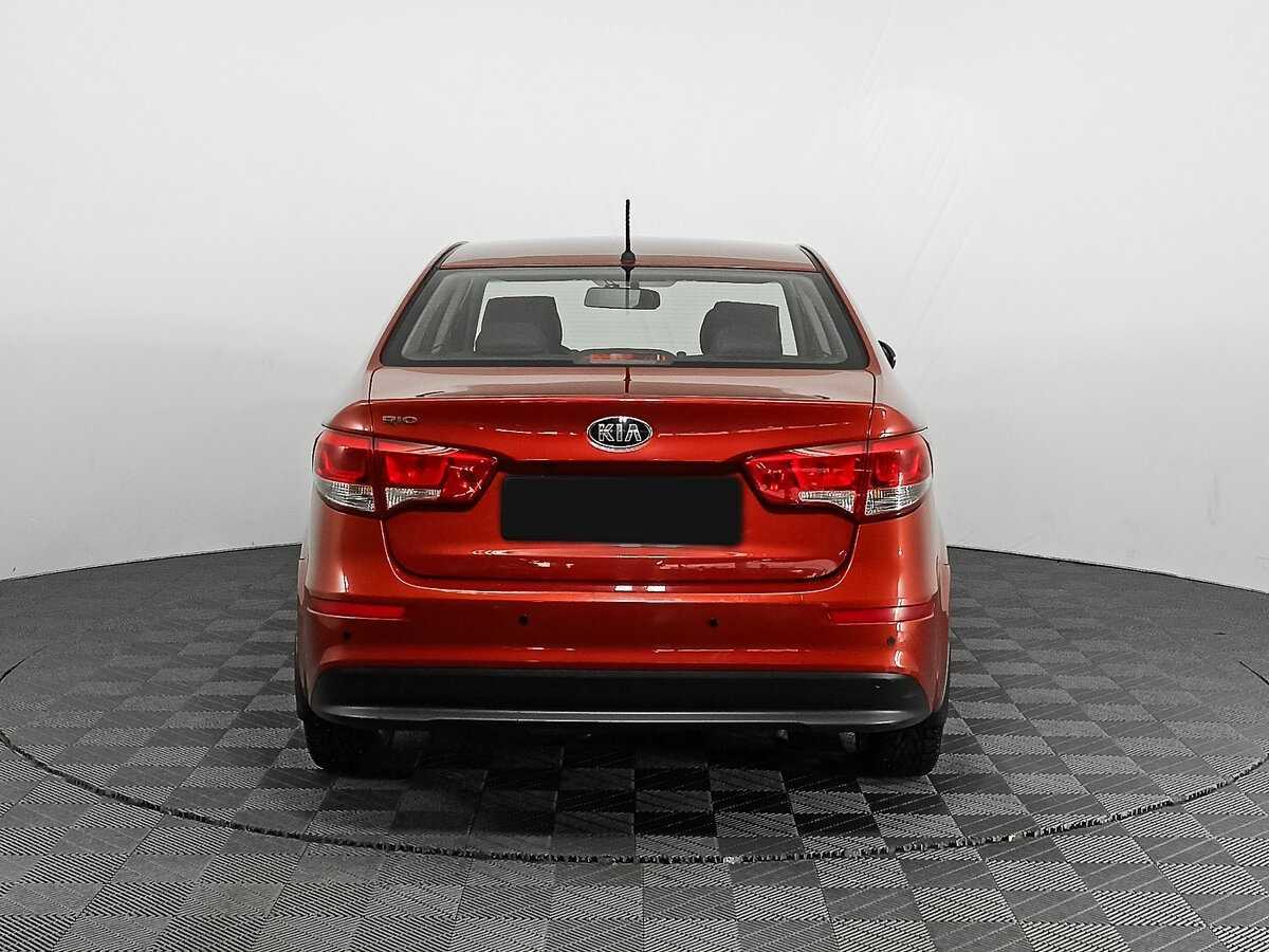 Kia Rio с пробегом — 2016 год. Фото: #4