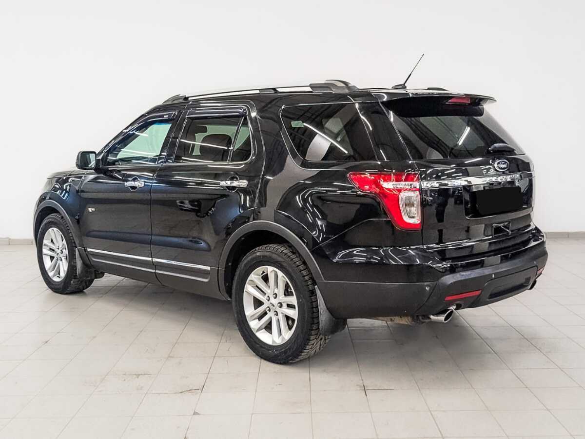 Ford Explorer с пробегом — 2014 год. Фото: #6