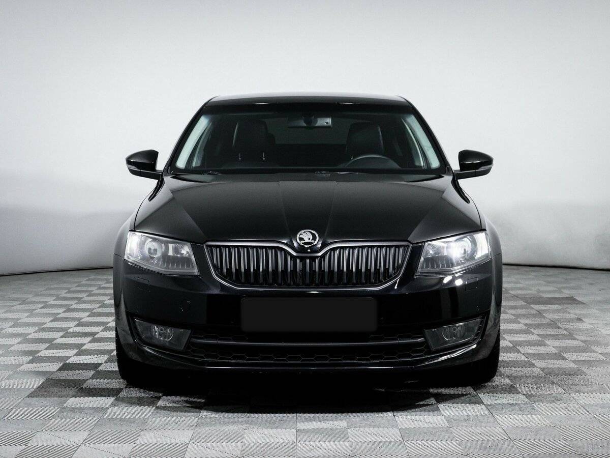 Skoda Octavia с пробегом — 2015 год. Фото: #1